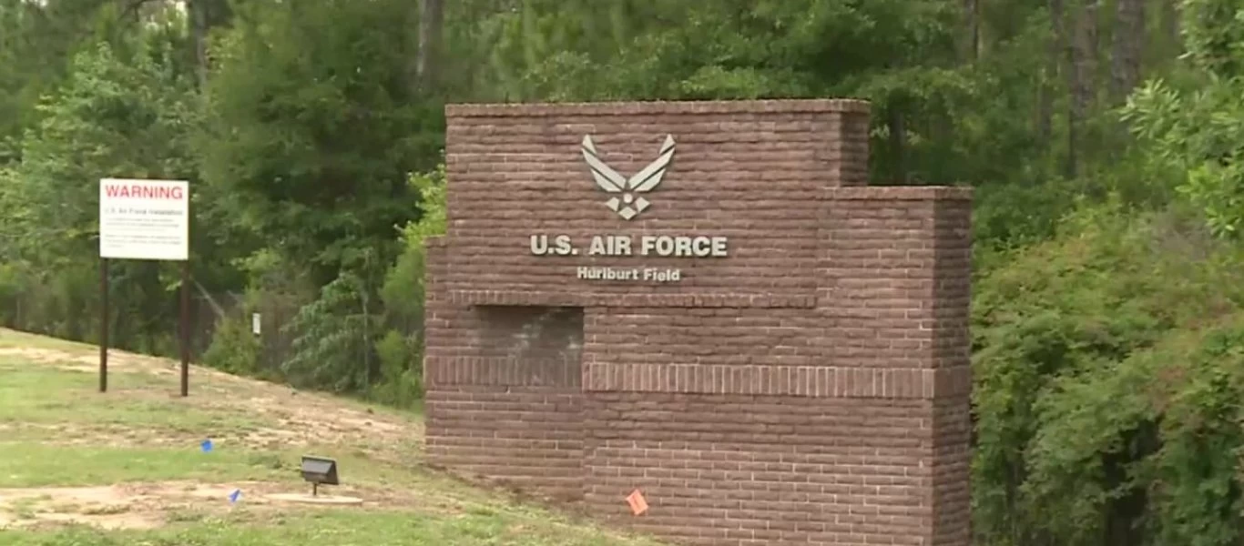 Ένας νεκρός και ένας τραυματίας από επίθεση σε στρατιωτική βάση στη Φλόριντα